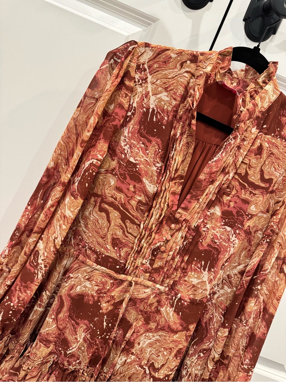 Rust Marble Print Ruffled Dress - Picture 3 of 6